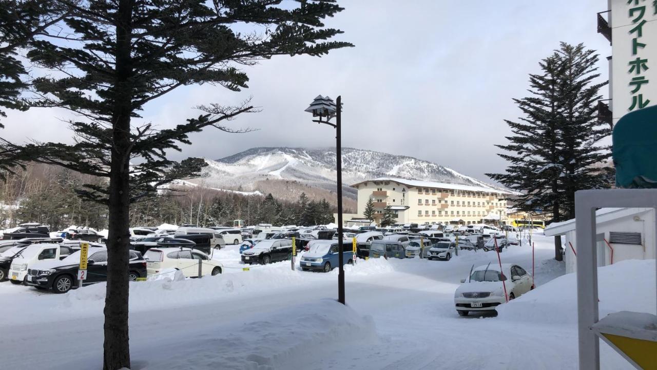Hotel Sankt Moritz Shiga Simotakai Kültér fotó